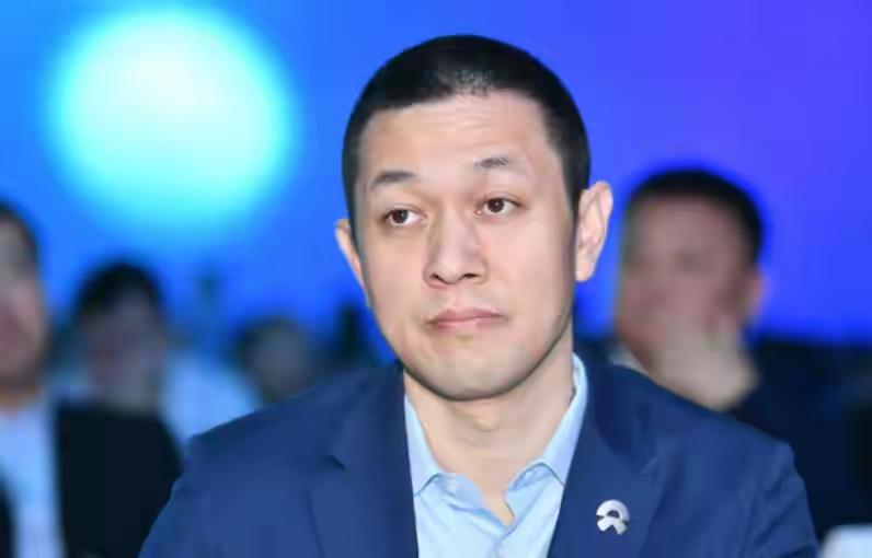 开了三年电车，我才发现李斌是对的——每次都把电充满，反而是最蠢的操作。懂车帝