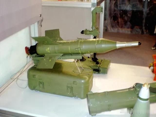 1972年，两枚苏制AT-3“萨格尔”反坦克导弹，经朝鲜、罗马尼亚两条渠道辗转抵