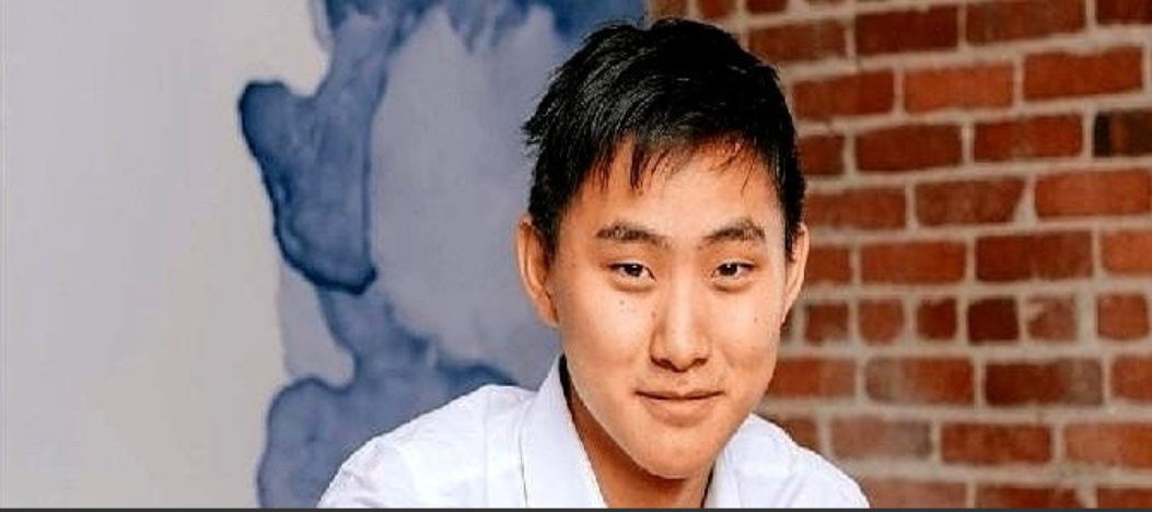最近科技圈炸锅了！一个28岁华裔小伙的公司被扎克伯格砸下148亿美金收购49