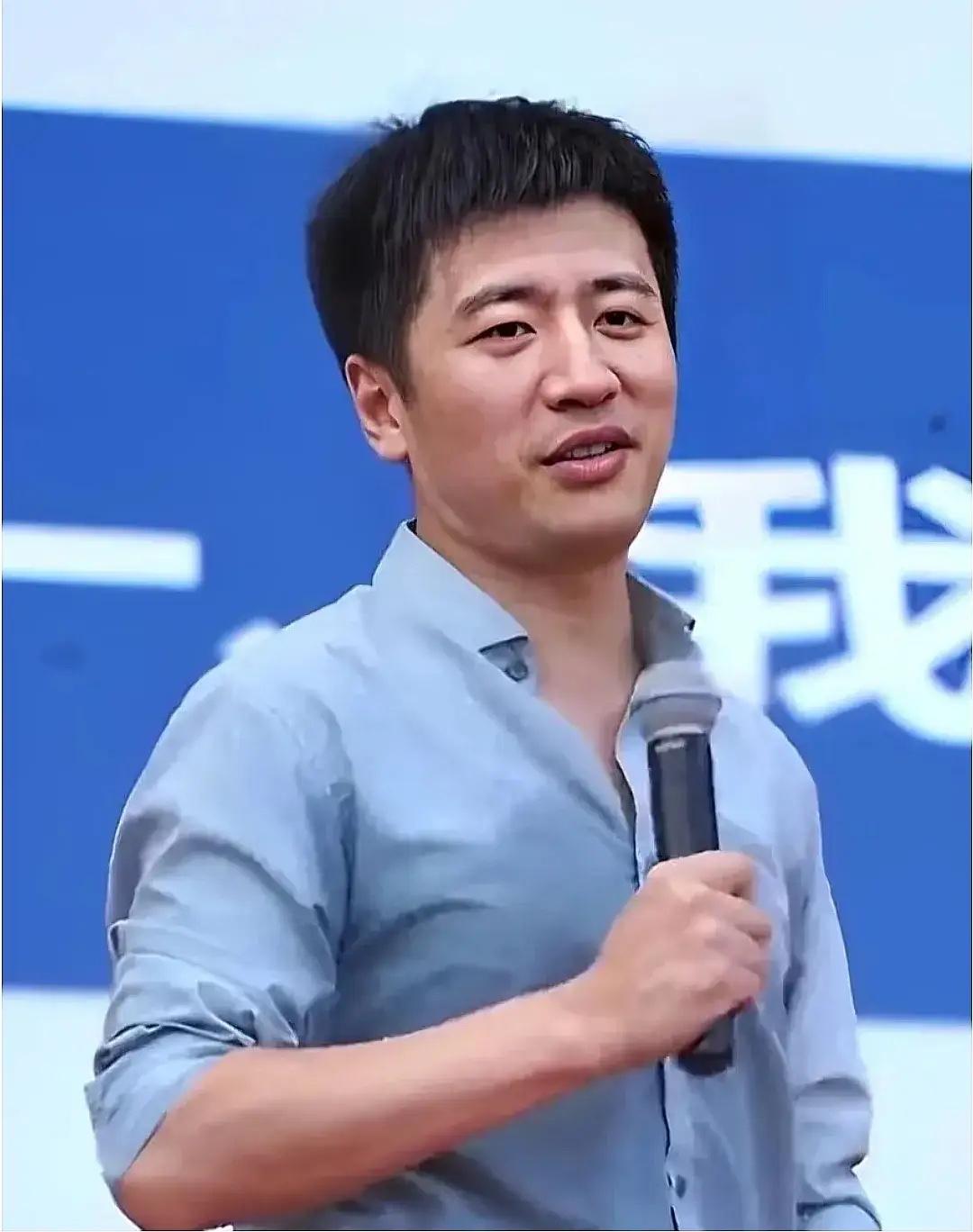 从寒门到名师！张雪峰的人生逆袭之路，41岁猝逝让人扼腕叹息