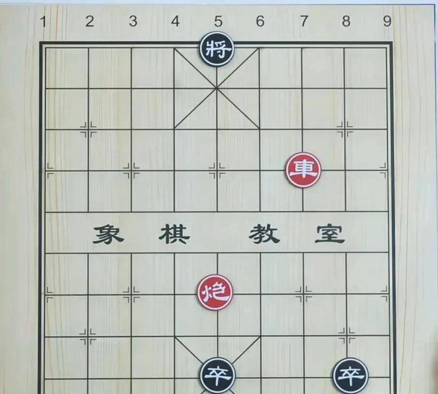 话说某大师棋艺高超，登门拜师者趋众。而他却有项奇葩之规定，收徒时必经测试，能在一
