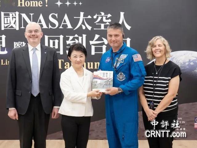 卢秀燕开口支持韩国瑜很明显和江启臣、连胜文不一样，尽显大将风度。卢秀燕称，韩院长