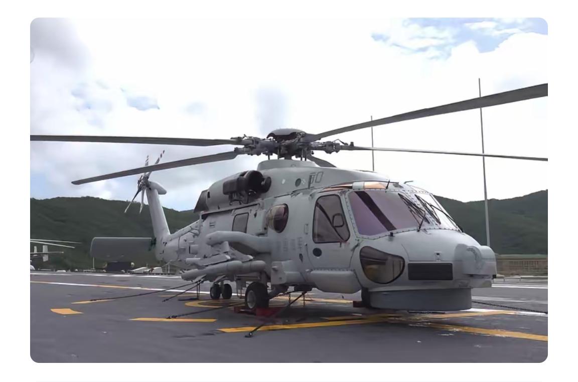 直20反潜型直升机（左图）正式列装了。有意思的是，这一架直20反潜型上边挂载的却