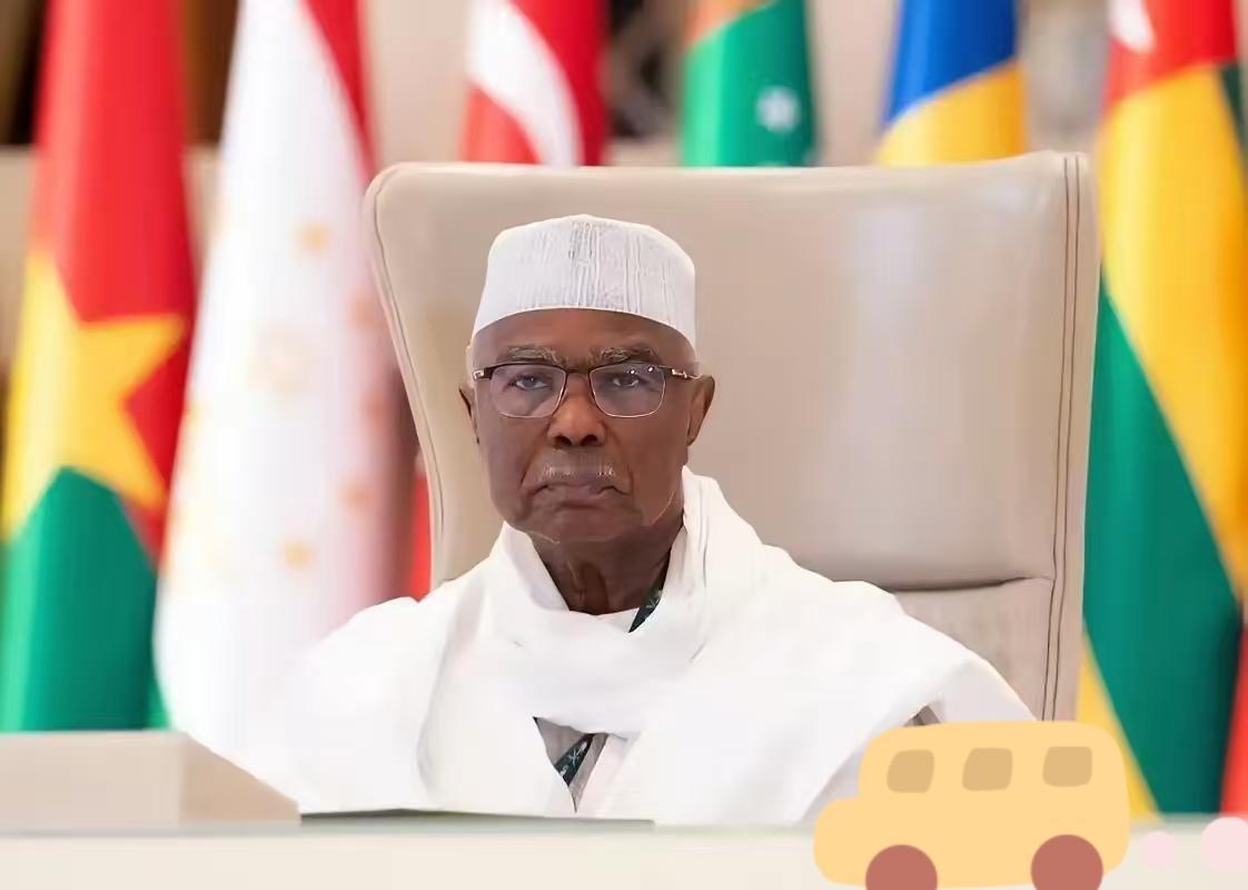 1月26日，据中国外交部网站文告：中国高层与伊合组织秘书长塔哈会谈，中方愿同伊斯