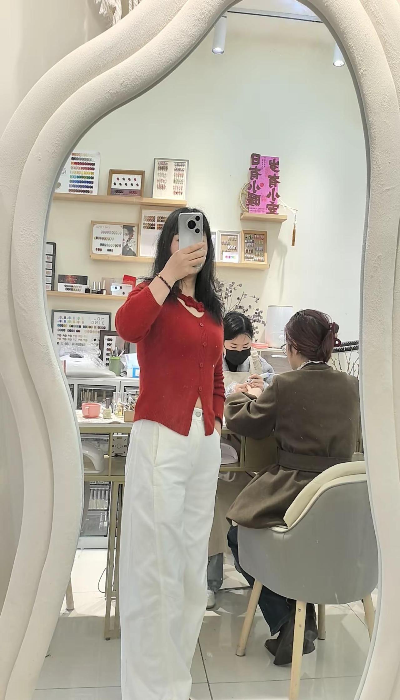 无法掌控的事情太多了,尽力就好,一辈子就活这么一次,无论处在什么状态,都要明白,