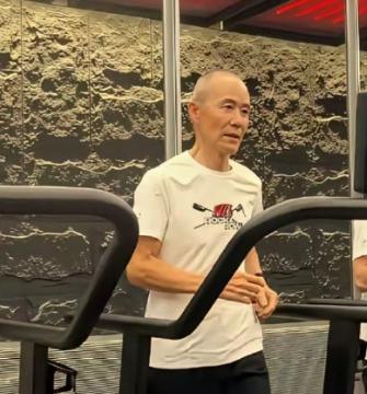 被迫营业？在别人路都走不动的年纪，王石还在努力锻炼，试图延长自己的寿元。王石不