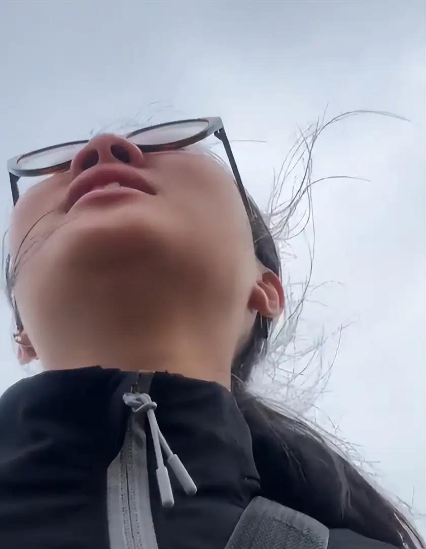 这可能是今年麦收最寒心的事！河南一对小夫妻，抛下家里刚满百天的孩子，连夜开车几百