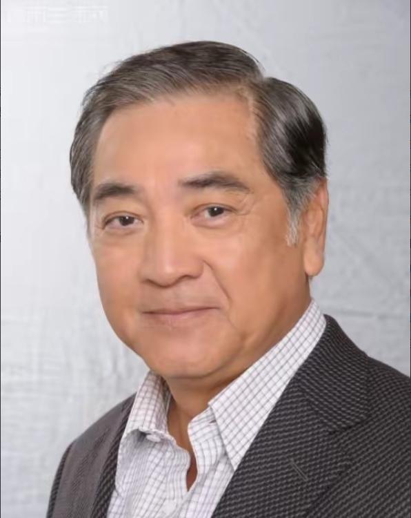 1988年，秦沛向妻子梁盛子提出离婚：“你有什么条件尽管提，但是孩子得归我。”不