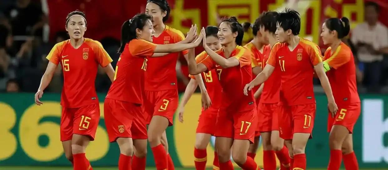 谁能想到中国台北居然是把中国女足拖入了加时赛！在加时赛才丢球，并且以乌龙球0：2