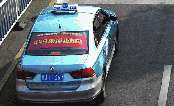 这波河南的操作真的戳中了自驾游客的痛点，之前出去玩最怕的就是景区绕三圈找不到车位