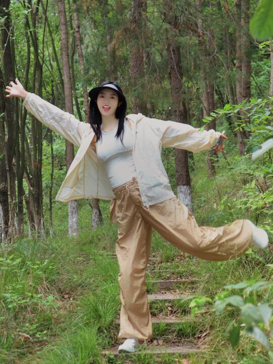 一起来爬山呀！