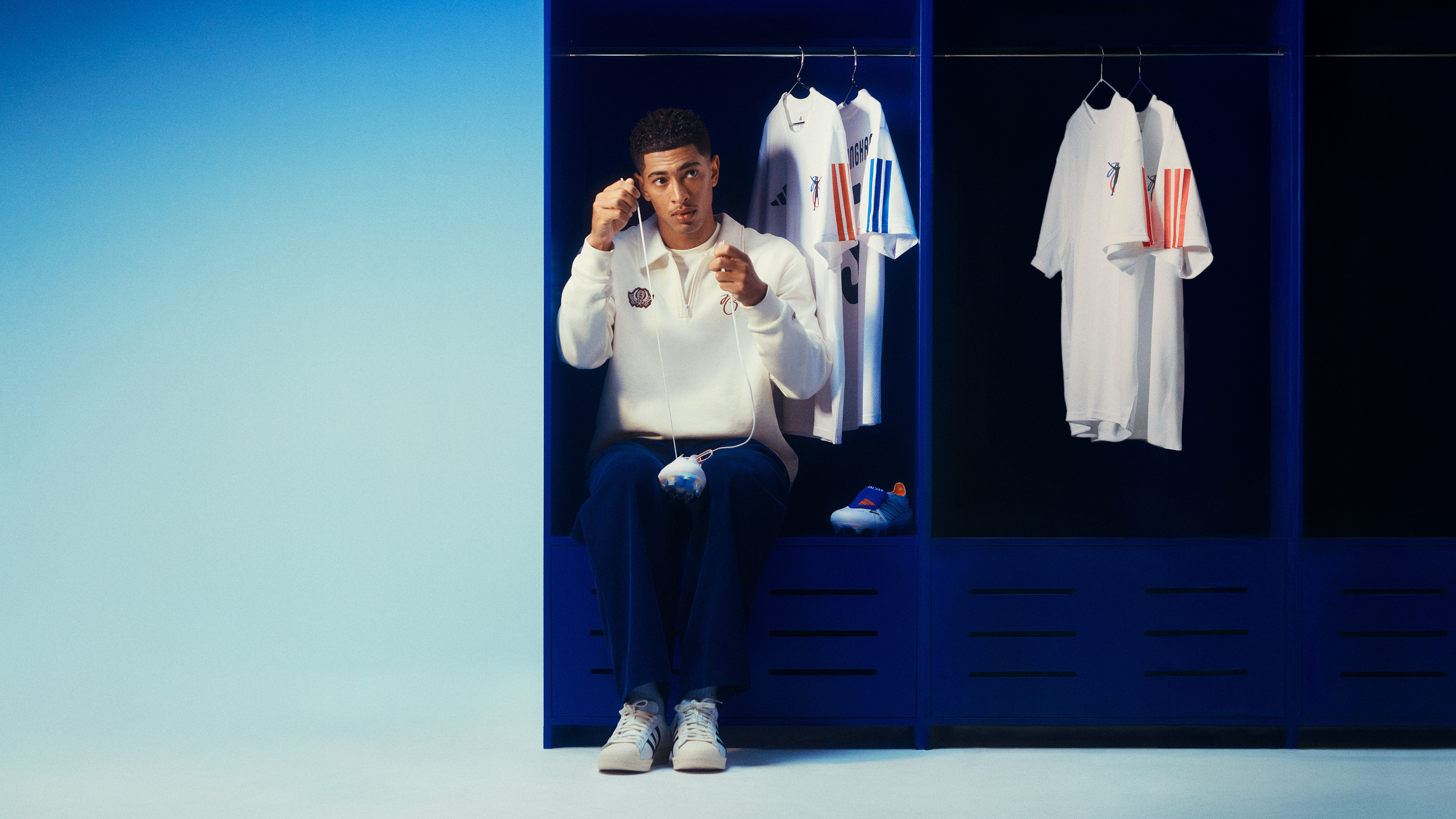 阿迪新联名发布（前6张超清图）今天，阿迪达斯推出了“adidasIconTa