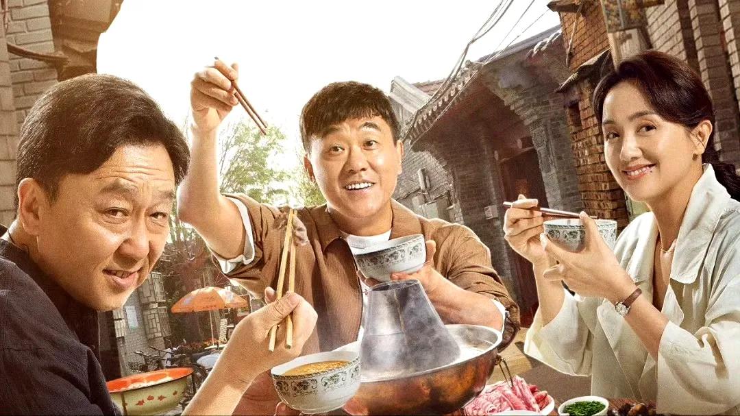 朱媛媛和何冰合作过很多的剧，两个人在荧幕上塑造了众多经典形象，《中国餐馆》里
