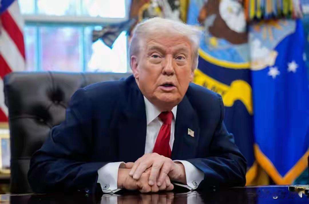 据外媒，特朗普虽和中方贸易战“休战一年”，还宣称明年一定访华，但是美国在这次全球