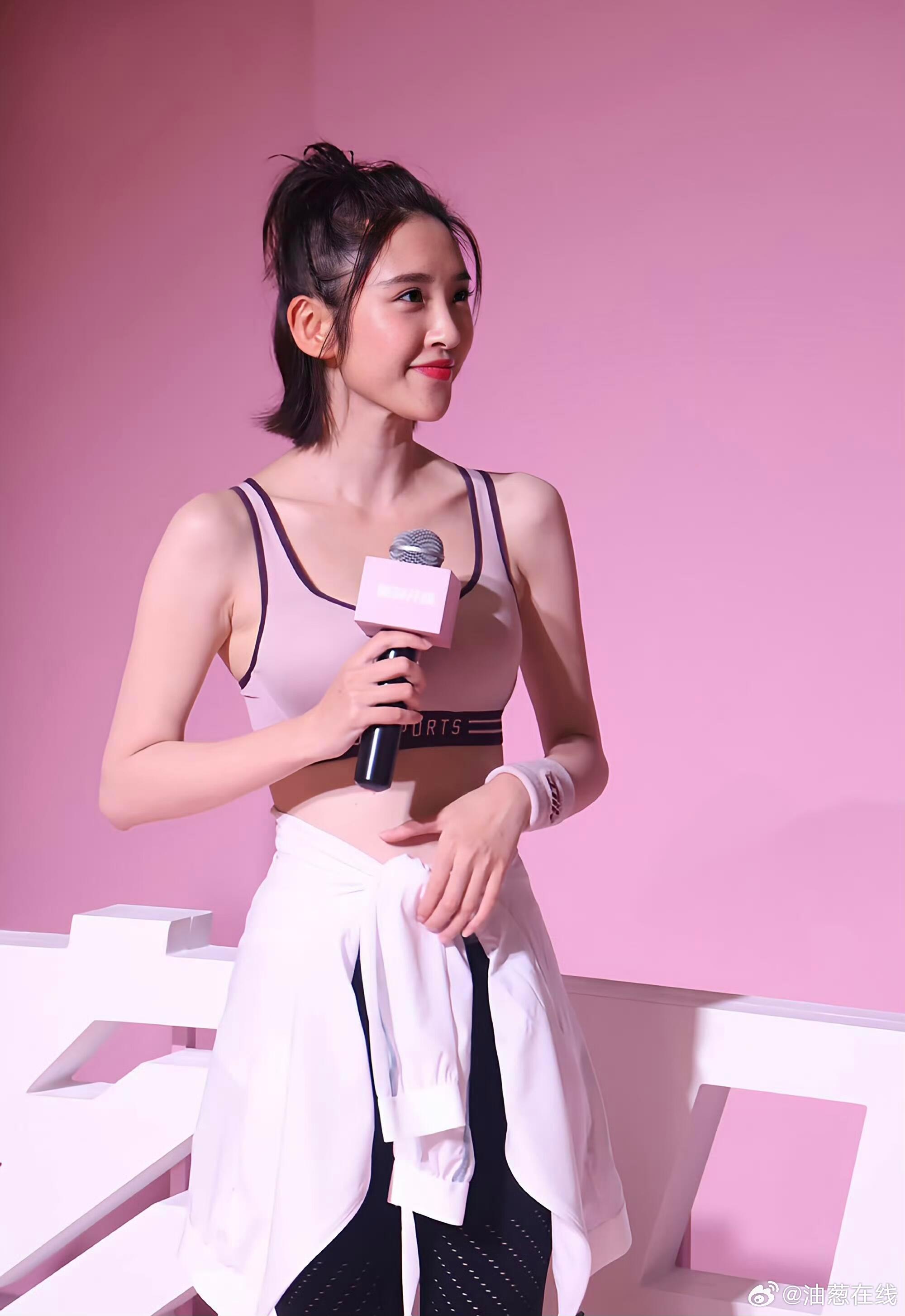 唐艺昕直拍无美颜无滤镜照片真好看呀​​​