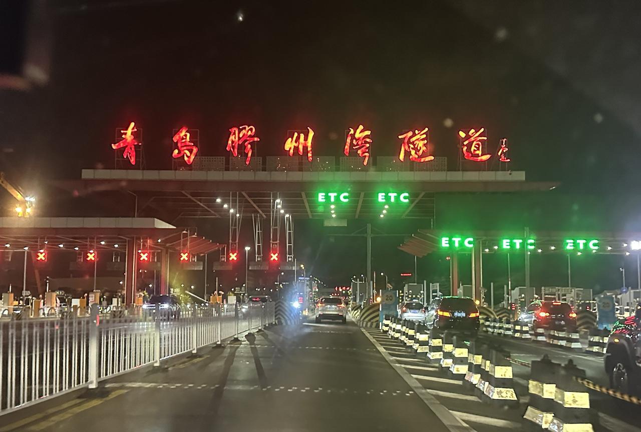 昨天下午去了趟开发区，起因是住在我们家附近的一位姐妹给推荐了一套正在出售的房子，