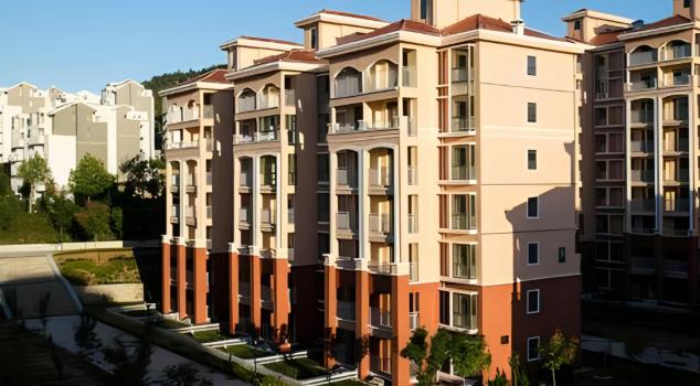 很多人第一次买房时，总觉得“东户朝阳”是香饽饽，结果入住后才发现，东户的“坑”比