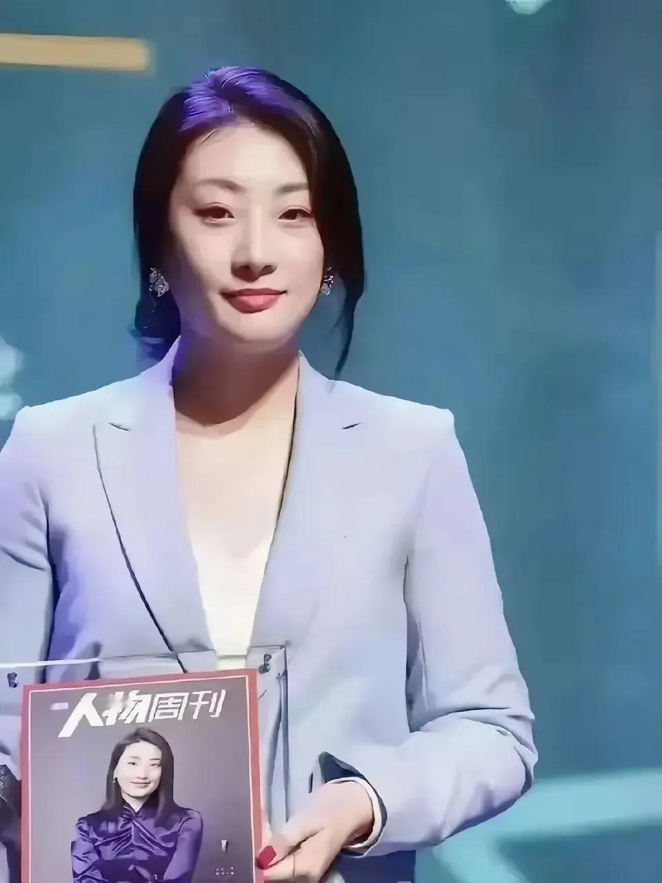 别说杜建英，可能就连宗老生前都未必是她的对手！她是女儿，没结婚，就算有后代，传给