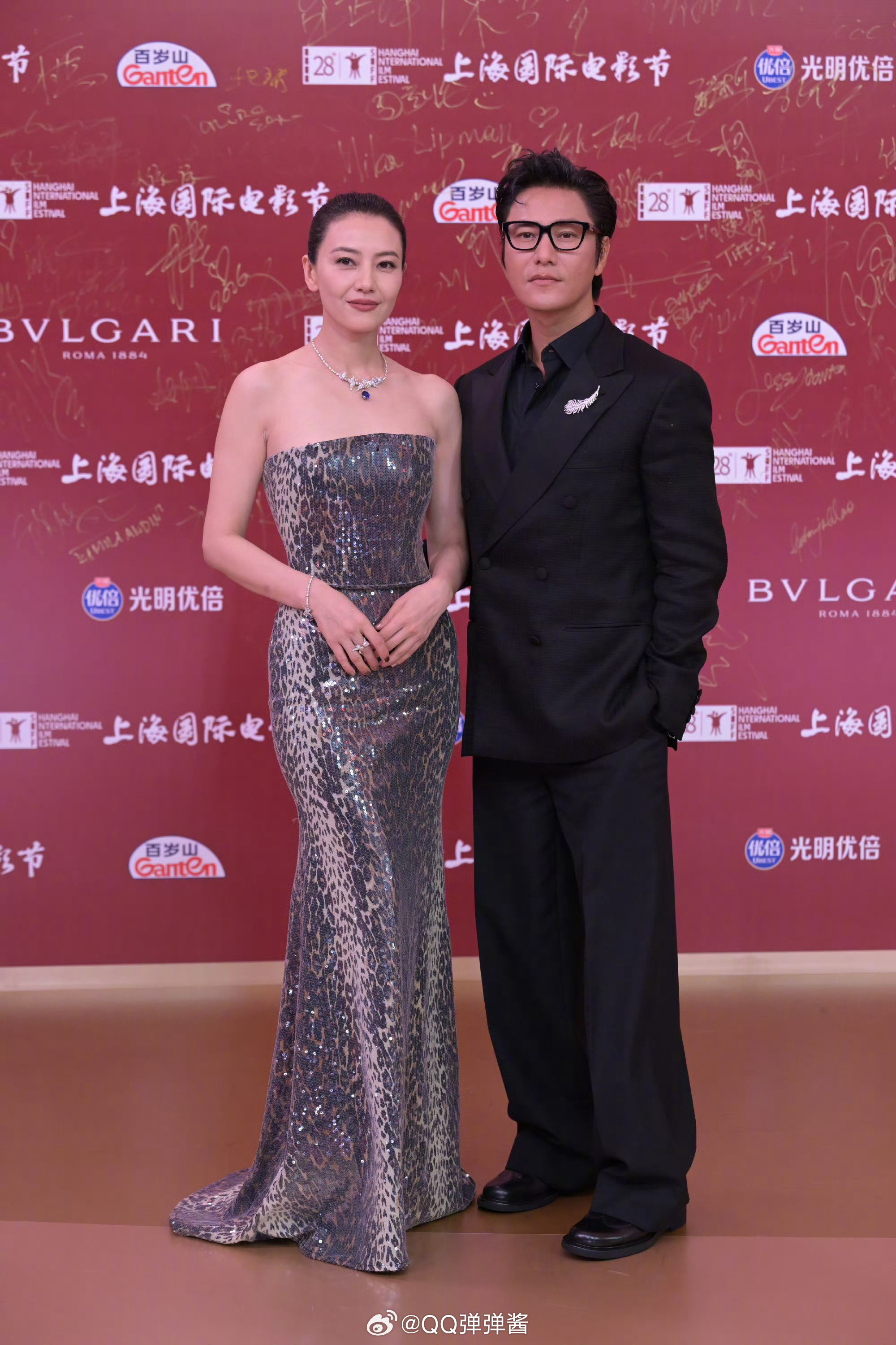 高圆圆让C高圆圆真的好温柔现场这个状态真的太好了很喜欢姐姐的气质