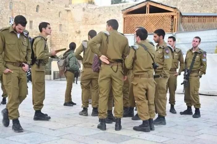 自从埃及拿回西奈半岛之后，就再也没有跟以色列作对了，哈马斯，黎巴嫩真主党，胡赛武