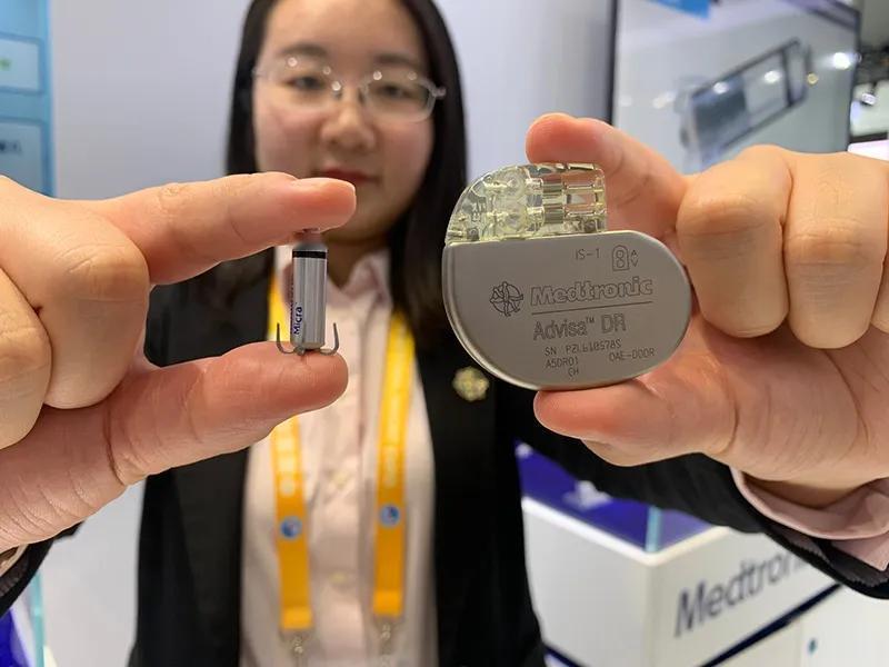 2026年1月，我国科学家团队成功研发出一款微型心脏起搏器，这款设备的核心亮点是