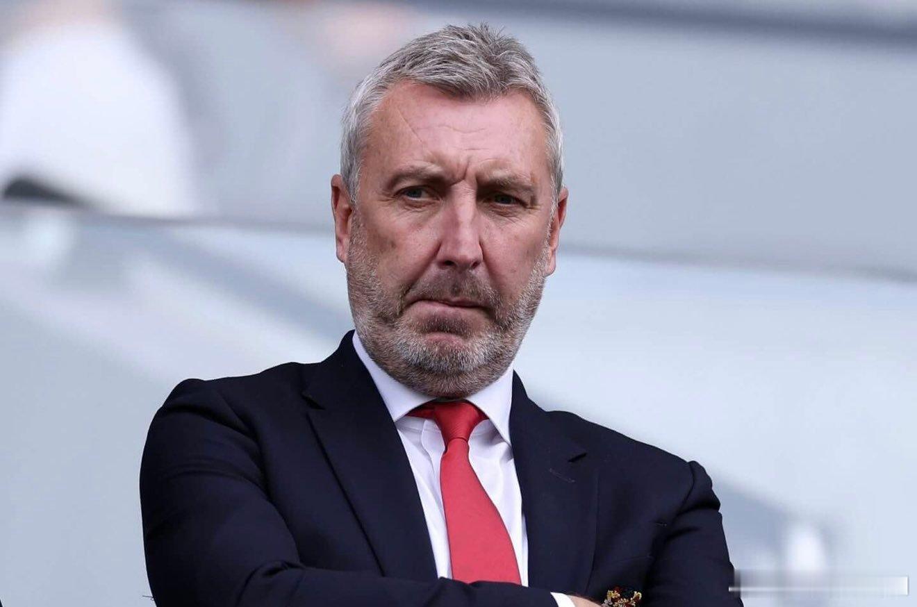 🚨🗣️AndyMitten：