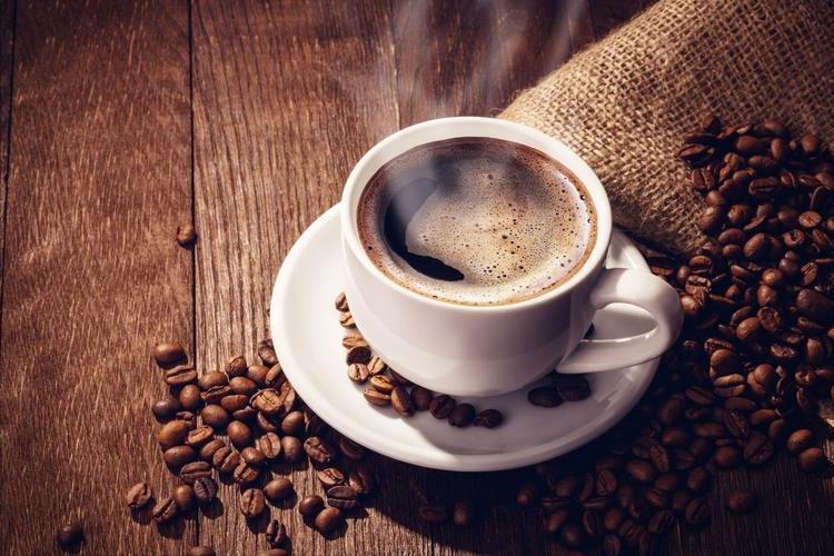 脑梗多半是喝出来的？医生忠告：3种东西乱喝是祸根，太伤脑血管脑梗死放在二三十