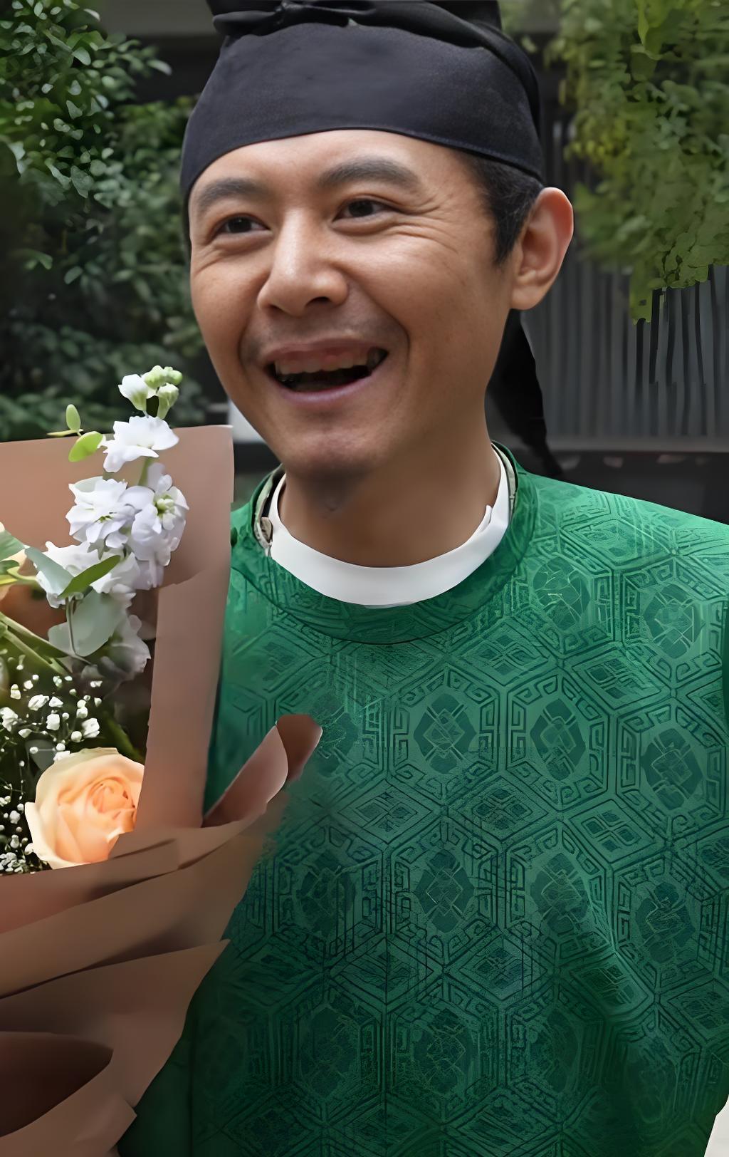 男子连线大冰：月入50000。婚后瞒着老婆，每月偷偷给妈妈转4000块，我到底要