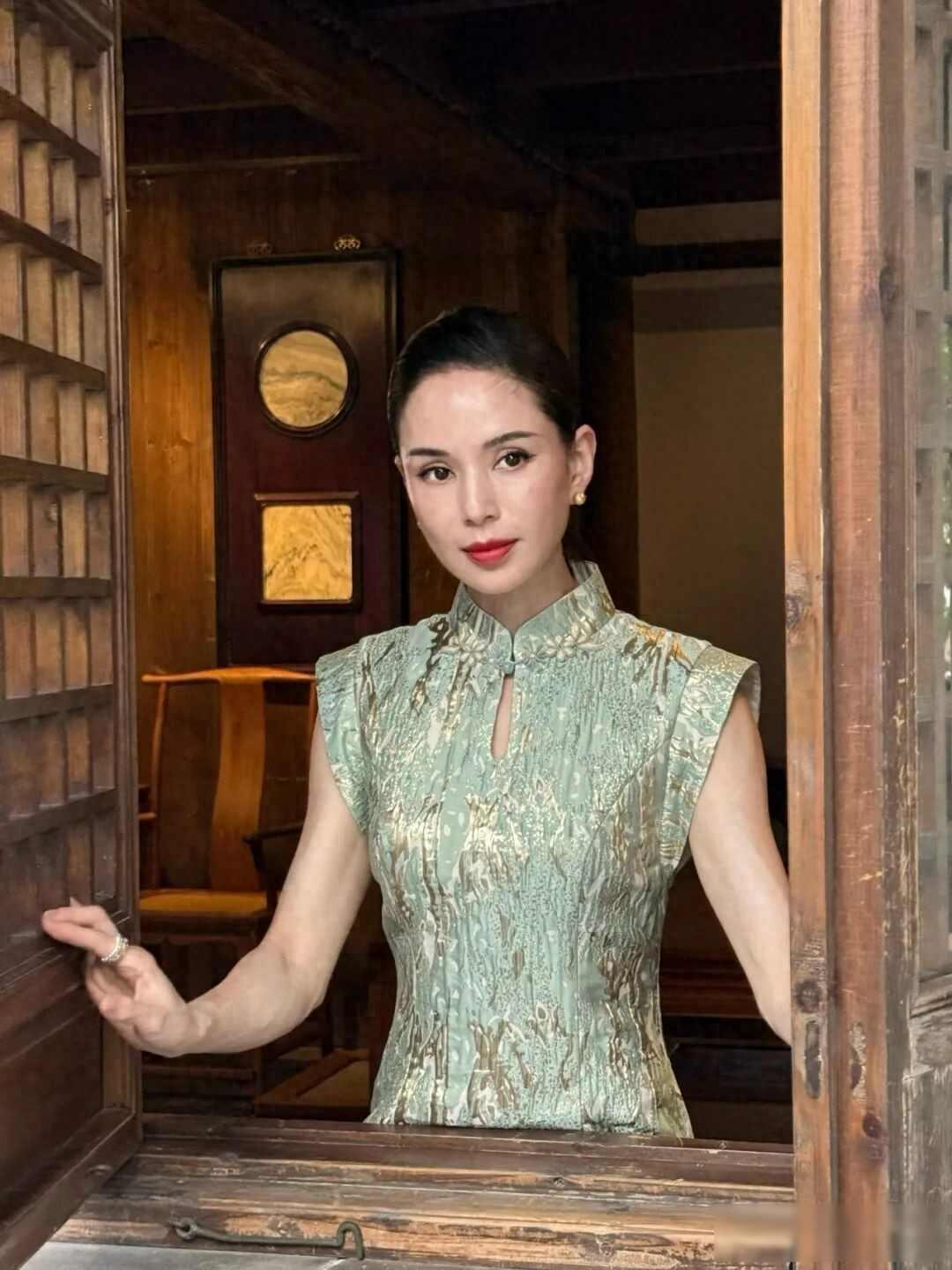 李若彤回怼网友：我是演员，又不是天上的神仙！6月3日，新版《夫人她专治