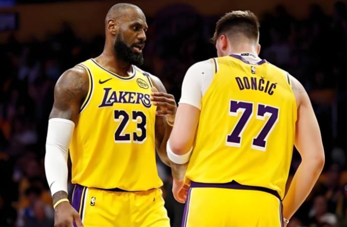 完了，明天湖人又要打火箭，坏消息来了！昨天湖人在客场战胜火箭，赢球主要是在对手