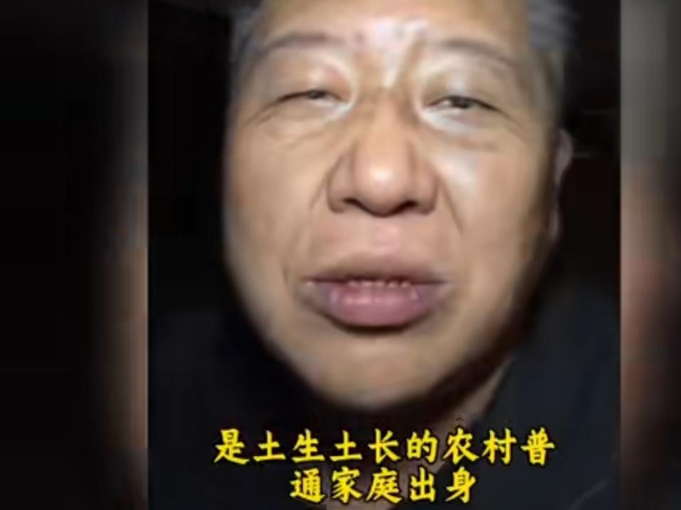 老人对比两个女婿，老伴车祸身亡，他一个人孤苦。他想和女儿女婿住在一起。大女婿