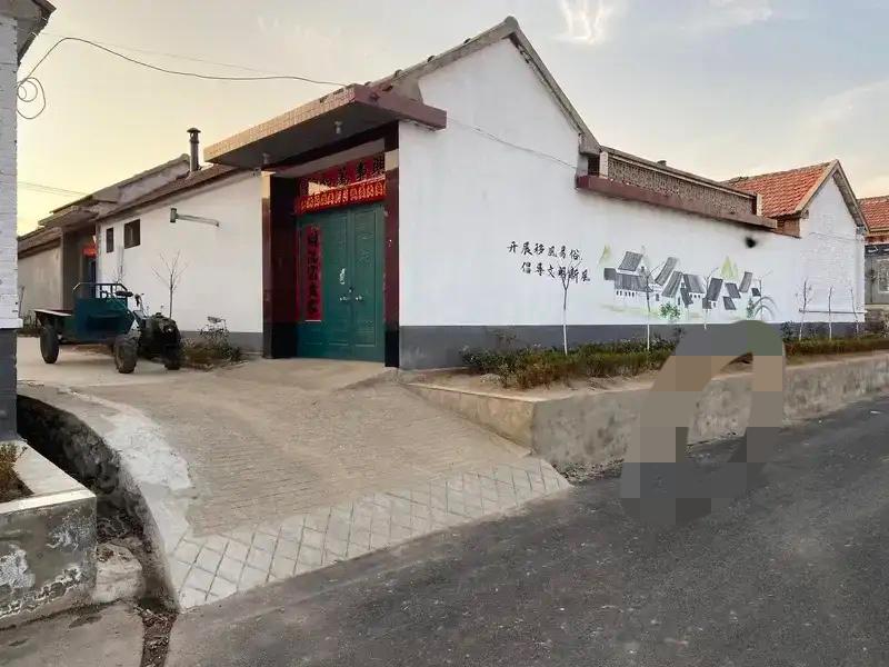 来儿子家住了三个月。我的退休金4300，昨天儿子不在家，我儿媳妇和我说，妈，和你