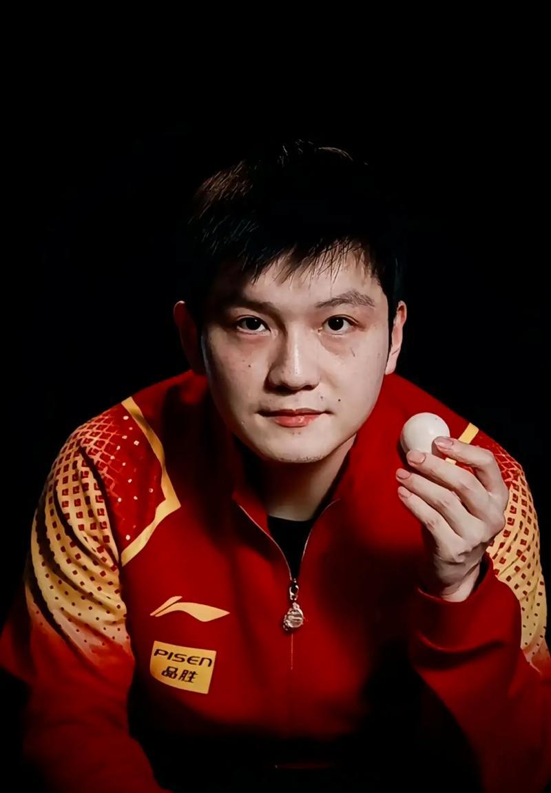 马龙和樊振东,谁更强?这两个人都是传奇。马龙是最长的河，樊振东是最高的山。