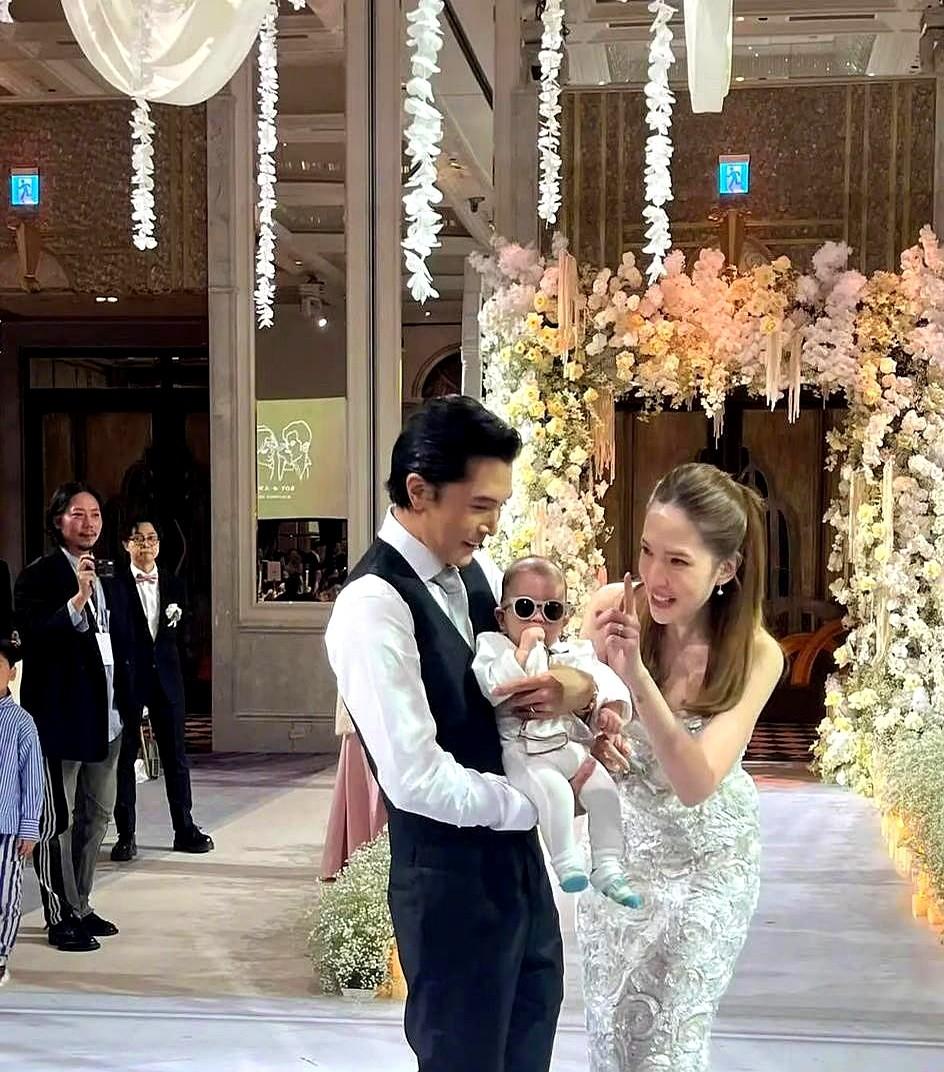 我不羡慕邱泽娶了许玮甯。但很多人对他们未来的孩子充满想象。设想中的孩子不仅继