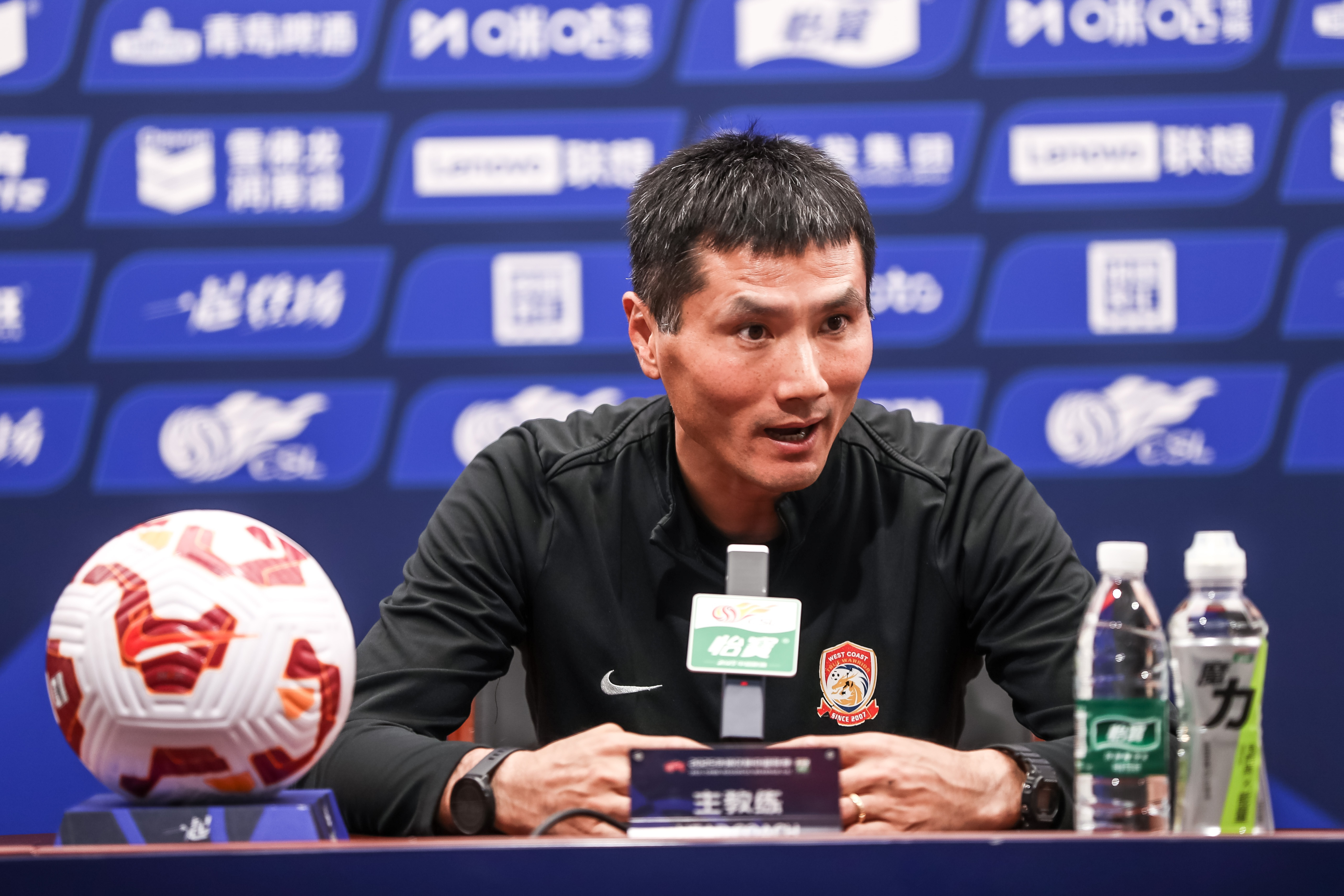 津媒: 本土教练对阶段性成绩考核的要求无异议, 薪酬也好商量