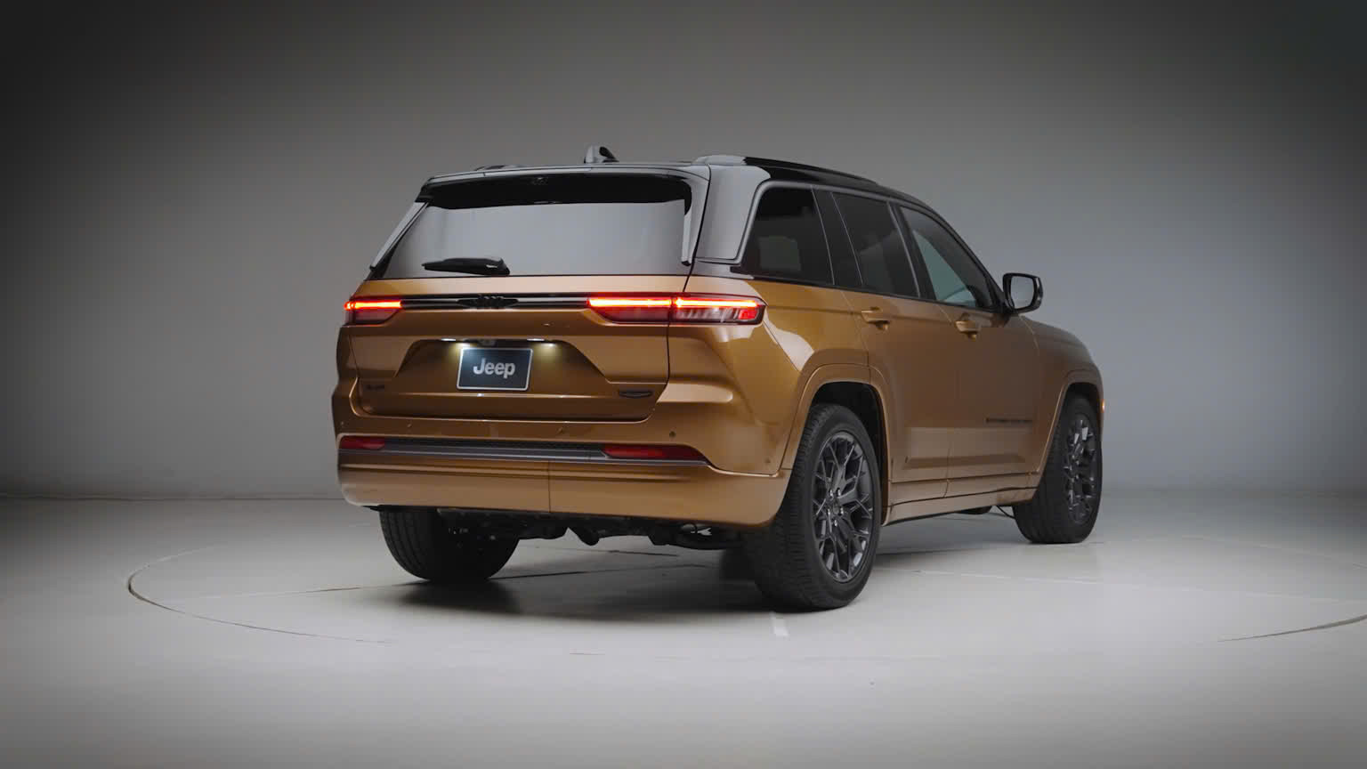 jeep2026JeepGrandCherokee，一台努力走豪华路