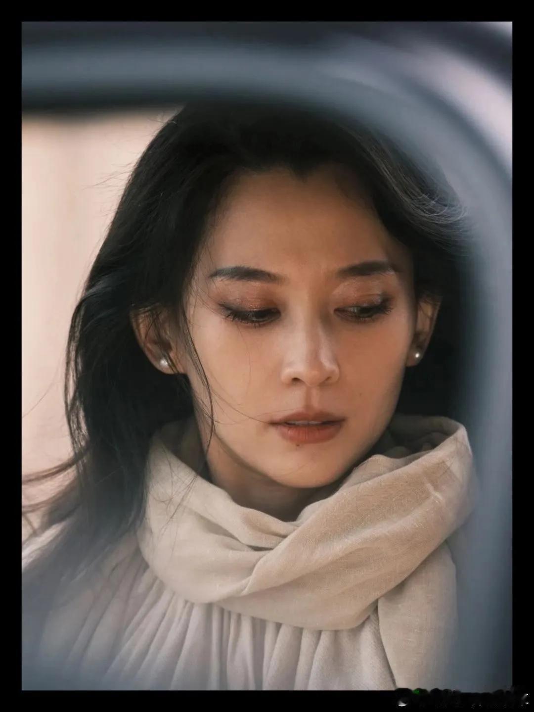 我有预感森林北应该不会轻易生孩子了。目前她自己两个孩子，汪峰4个孩子，两人加