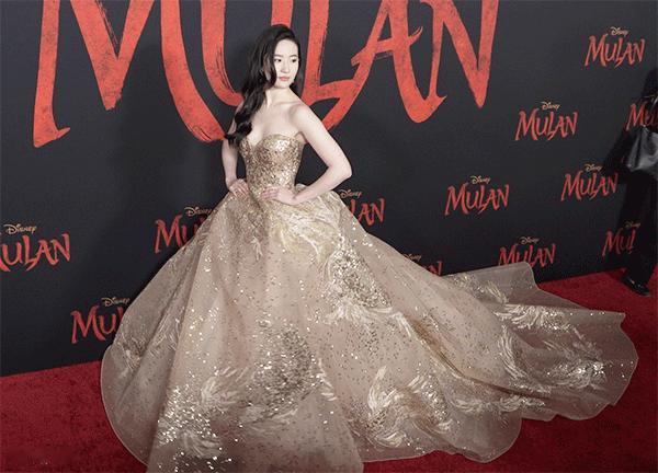 ‼️好莱坞大女主重返好莱坞‼️在中国，是她的主场在美国，更是华语面孔，只有她担得