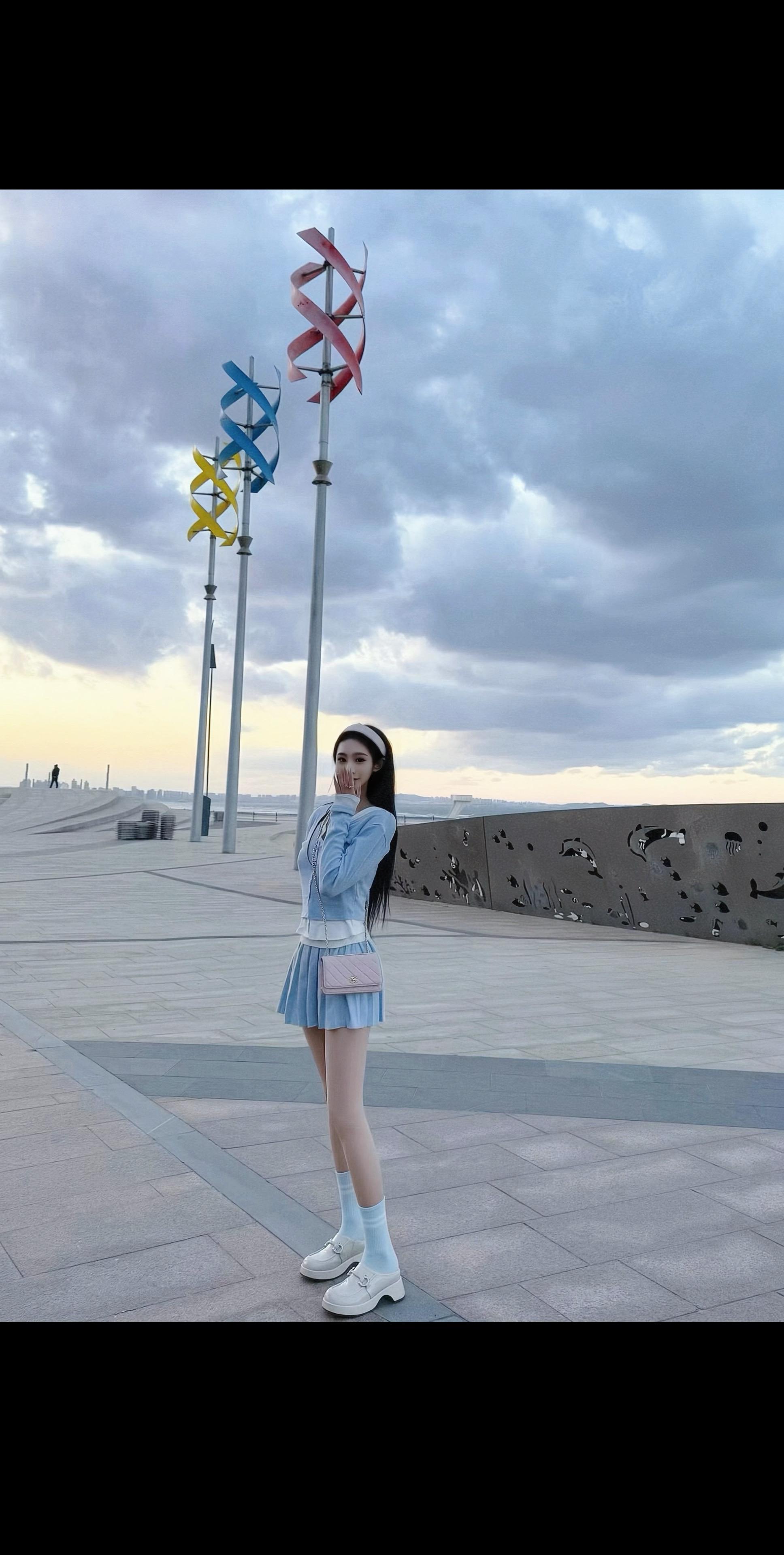 蓝色是宇宙之爱