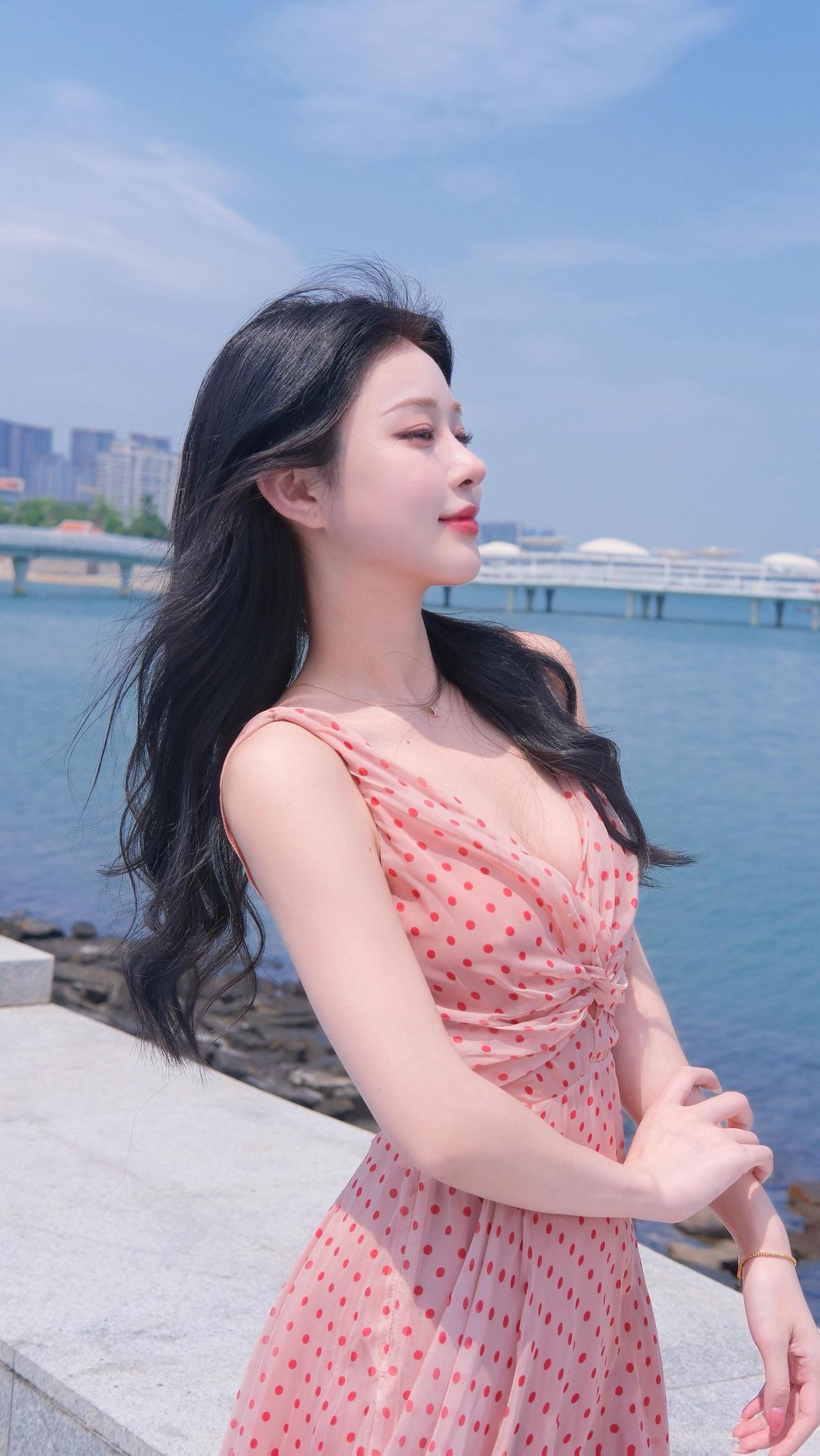  接纳所有不完美，拥抱普通的自己。