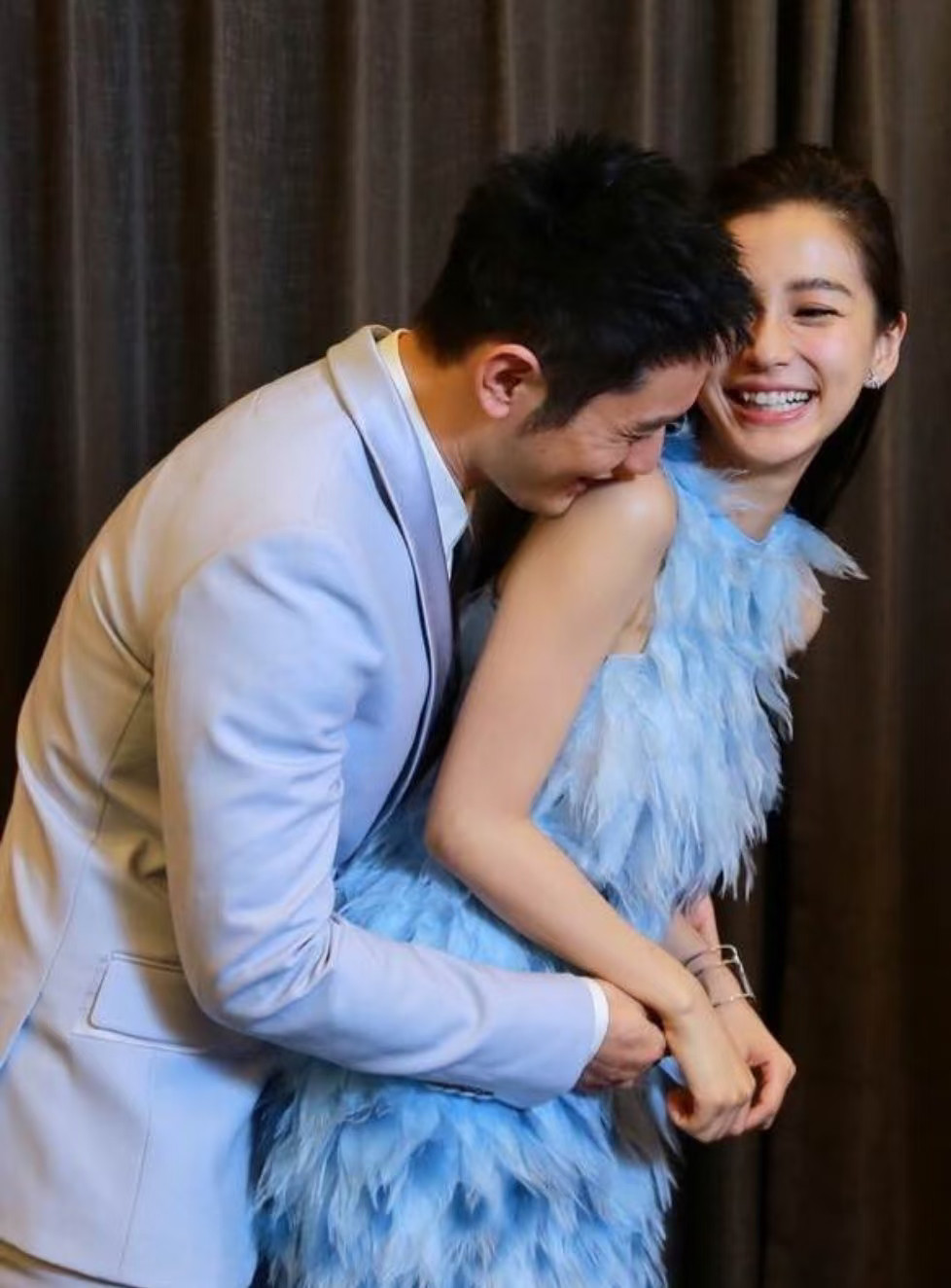 Angelababy《何以笙箫默》发布会，那时候还和黄晓明在热恋中
