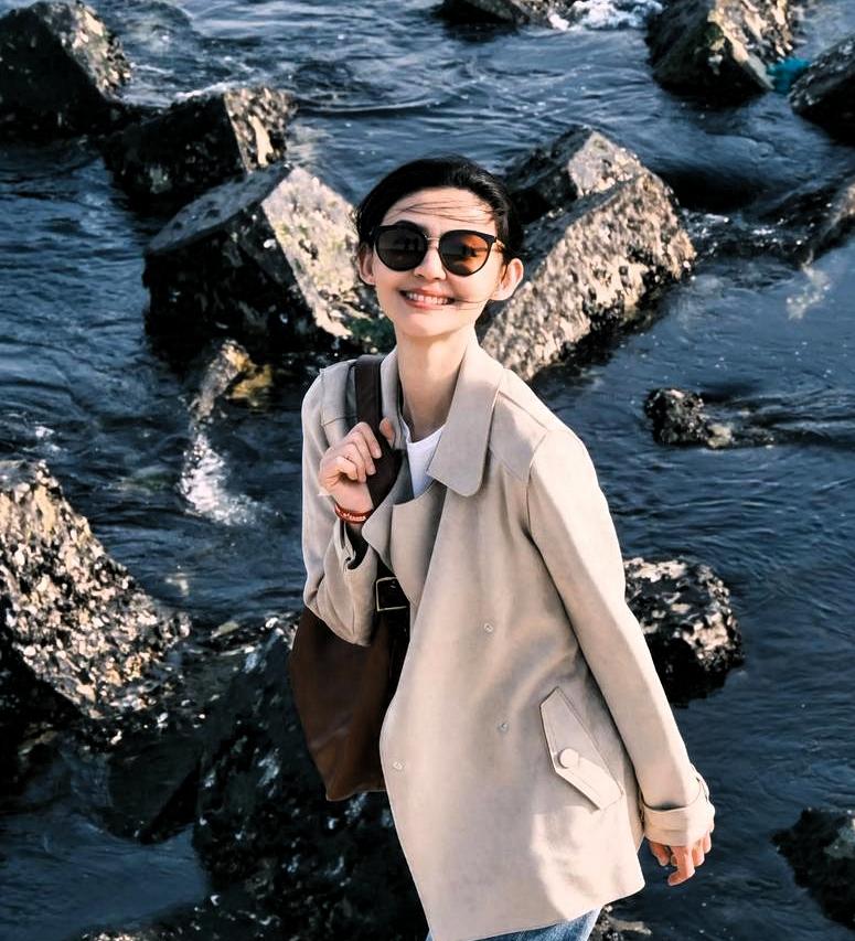 她经济危机的推手竟是前夫,爱与恨的抉择S和汪小菲离婚，大家都说她潇洒，可能埋下