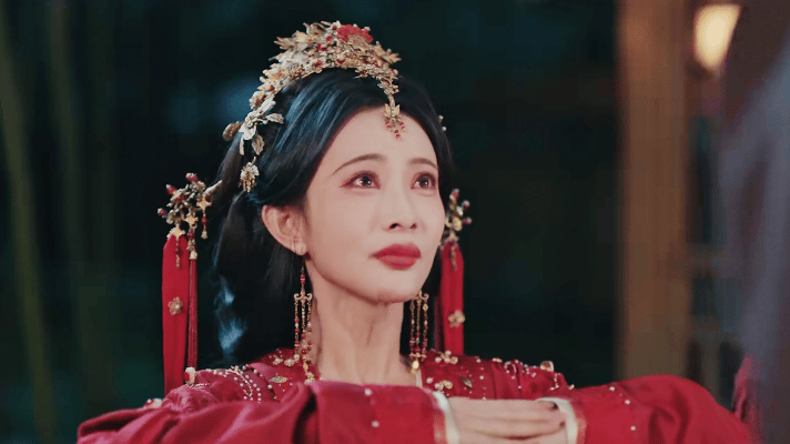 孟子义哭戏感染力孟子义哭戏免检🌹美艳外形搭配脆弱哭戏反差感十足，每一滴泪水都承