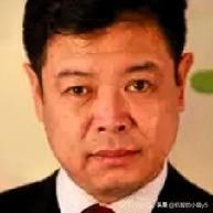 扬学志这件事颇值得玩味。他本硕博均毕业于清华，还在华为工作了十年，从软件工程师