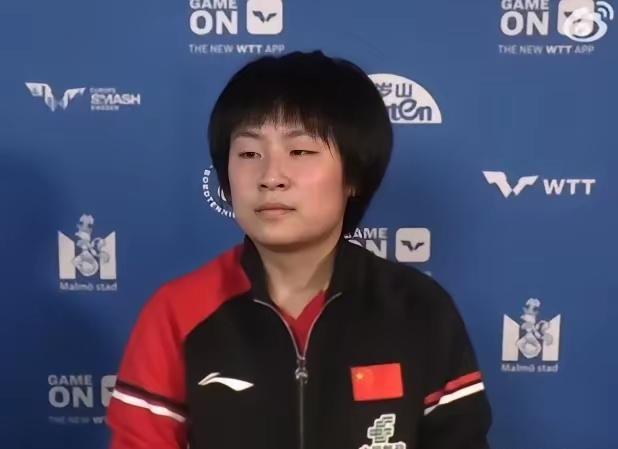 覃予萱最大的短板就是状态不稳！心态起伏大！覃予萱有两次比赛都是以7：3领先后一分