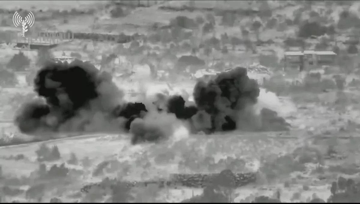 《国土报》报道，以色列加紧摧毁真主党军事设施。当地时间25日，以色列防长卡茨