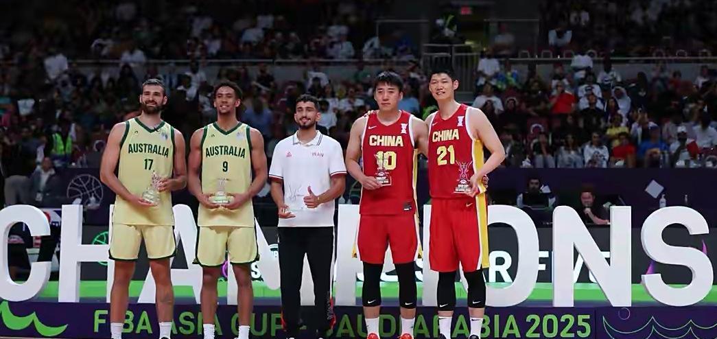 男篮亚洲杯落幕，6大个人奖项/正式揭晓[玫瑰]1，最有价值球员MVP—加洛韦