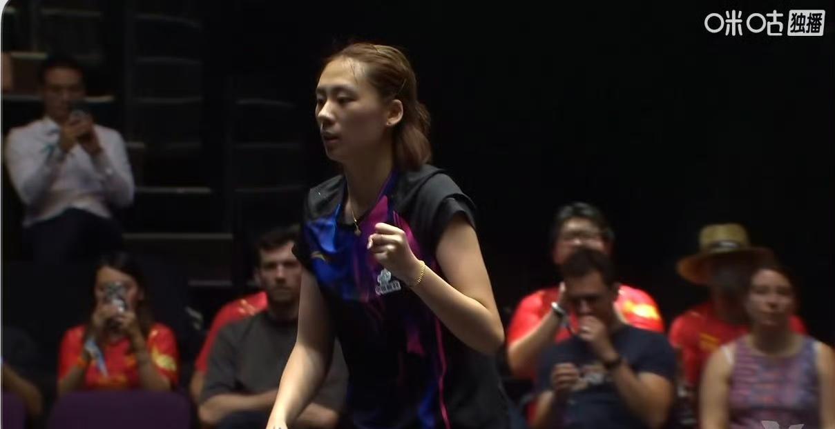 陈熠🇨🇳憾负申裕斌🇰🇷，止步女单八强！今日凌晨两点多结束的一场WTT冠