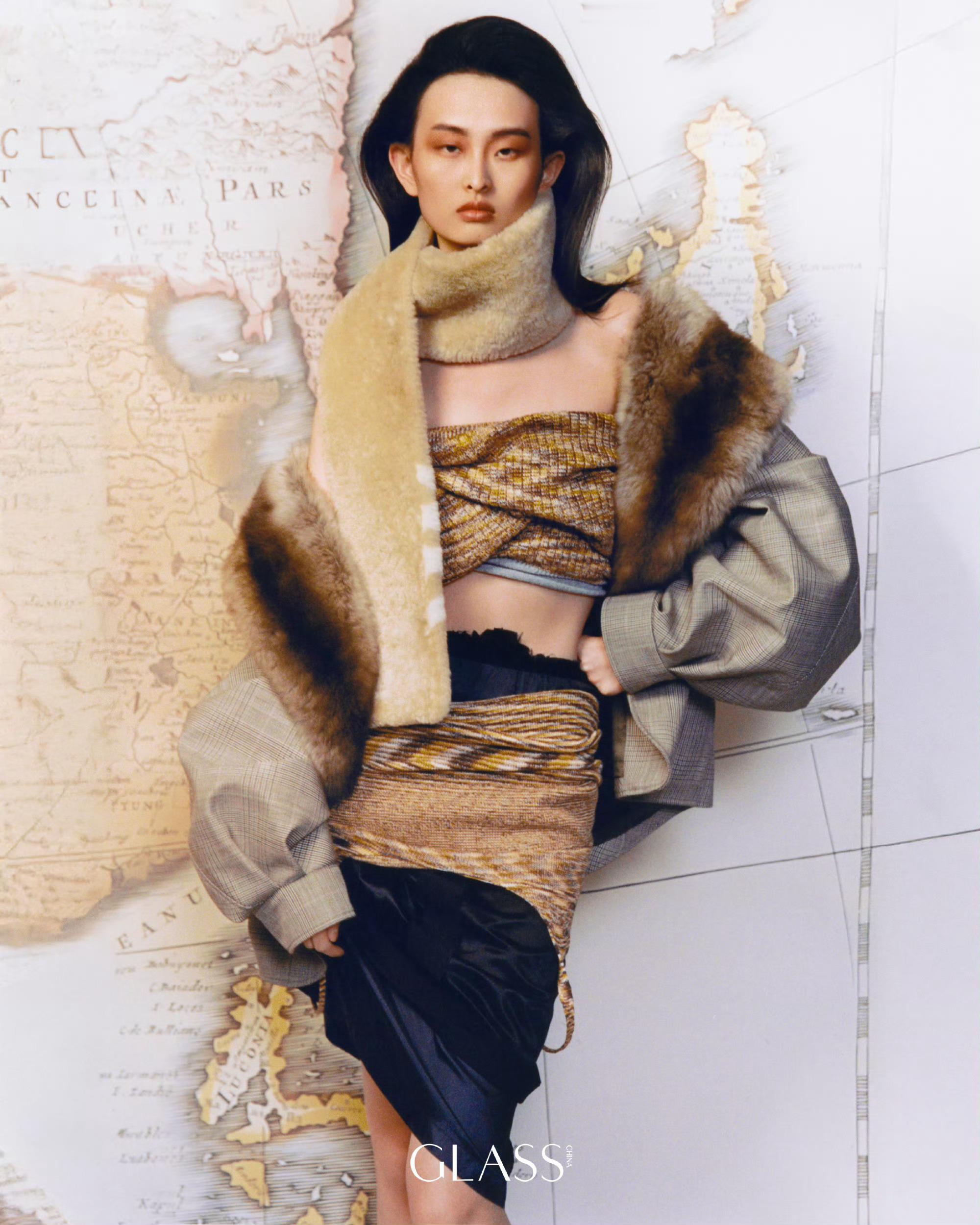 GLASS中文版一二月合刊GLASS四大发明特别企划摄影：胡家灵模特：谷雨桐、万