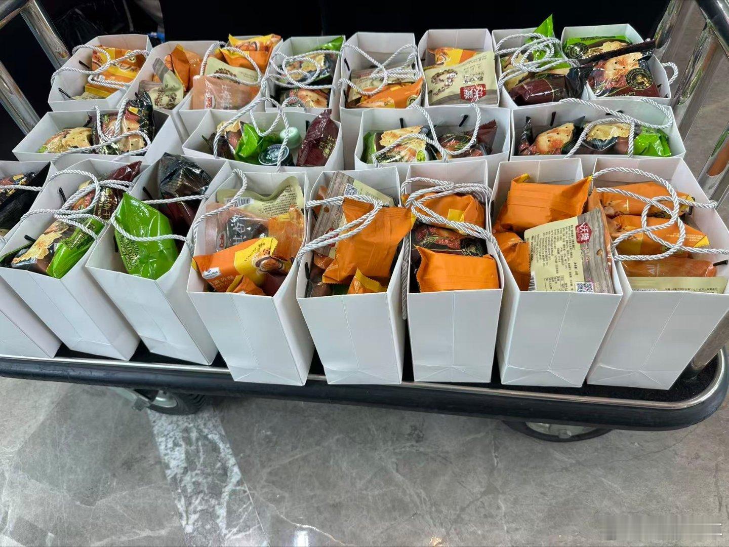 还得是华为还得是鸿蒙智行太太太贴心了鸿蒙智行​​​